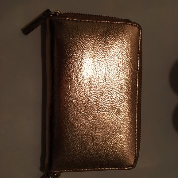 IVANKA TRUMP Blair Clutch Wristlet Wallet Preowned - Picture 2 of 4